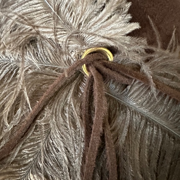 STYLISH LATE 1960s\' BROWN VELOUR FELT FEDORA WITH OSTRICH FEATHERS main image 11